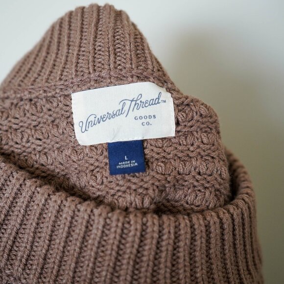 Universal Thread Cropped Sweater - Picture 3 of 6